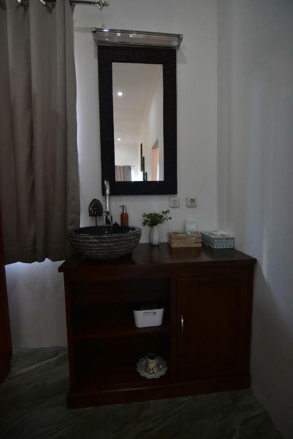 Wanagiri Cosmic Nature Villa เบอดูกูล ภายนอก รูปภาพ